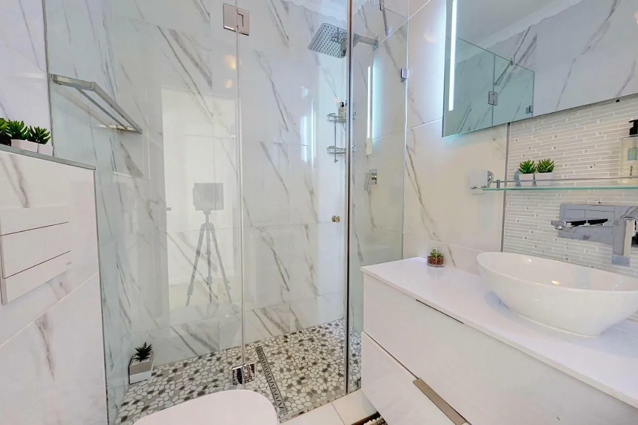 Knowles Big Bay Condo Κέιπ Τάουν